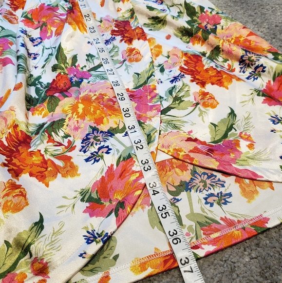 Floral dress - Picture 7 of 7